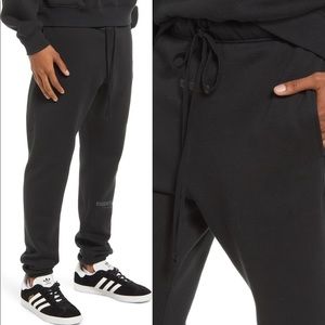 Fear of God Essential Sweatpants